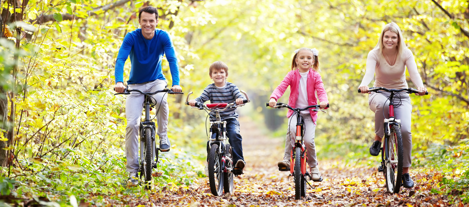 Bikeurlaub mit der Familie im Herbst